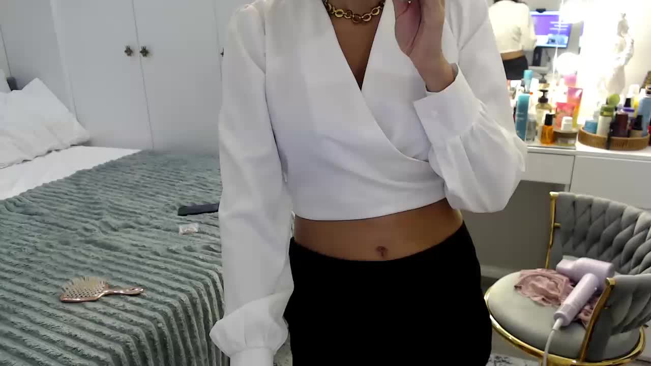 SilkenMuse Live Sex September 18, 2025