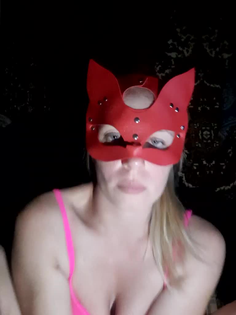 -nelya- Live Sex December 17, 2025