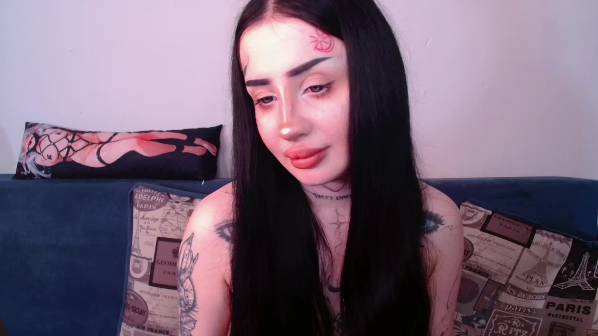 lisa-tatt Live Sex December 13, 2025