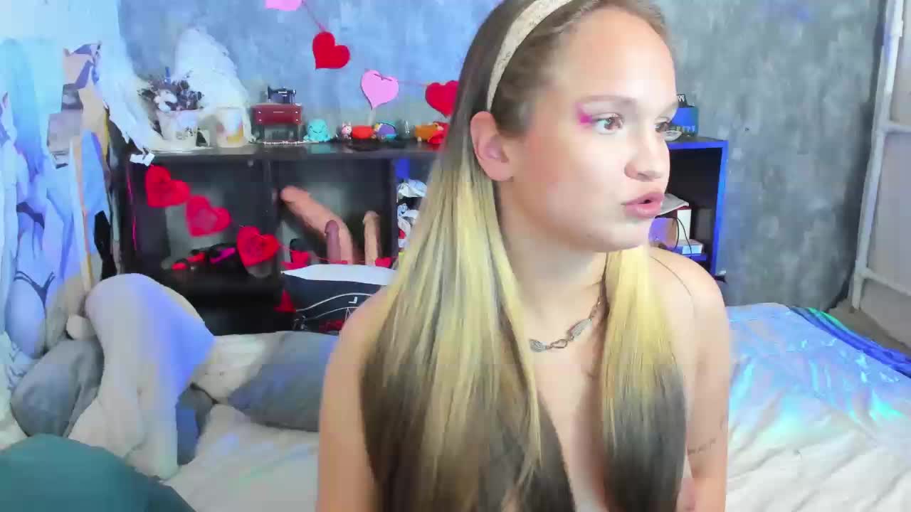 provocatemur Live Sex December 14, 2025