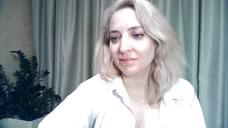 mariska-kiska Live Sex December 14, 2025