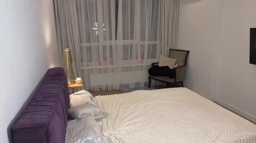 little_fox_alisa Live Sex September 18, 2025