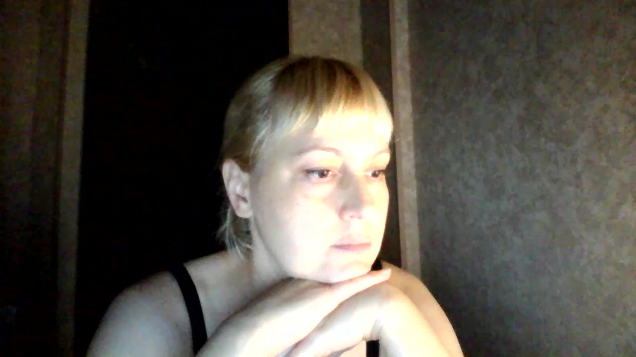 krisss2016 Live Sex December 15, 2025