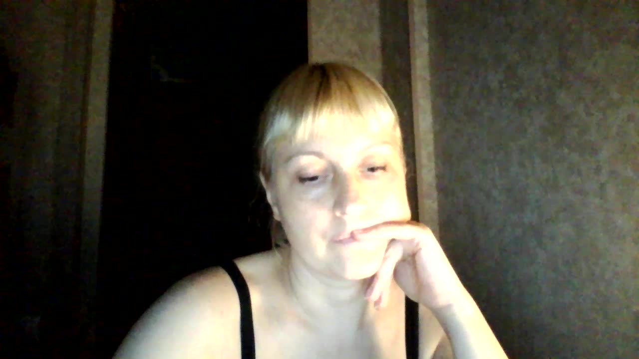 krisss2016 Live Sex December 15, 2025