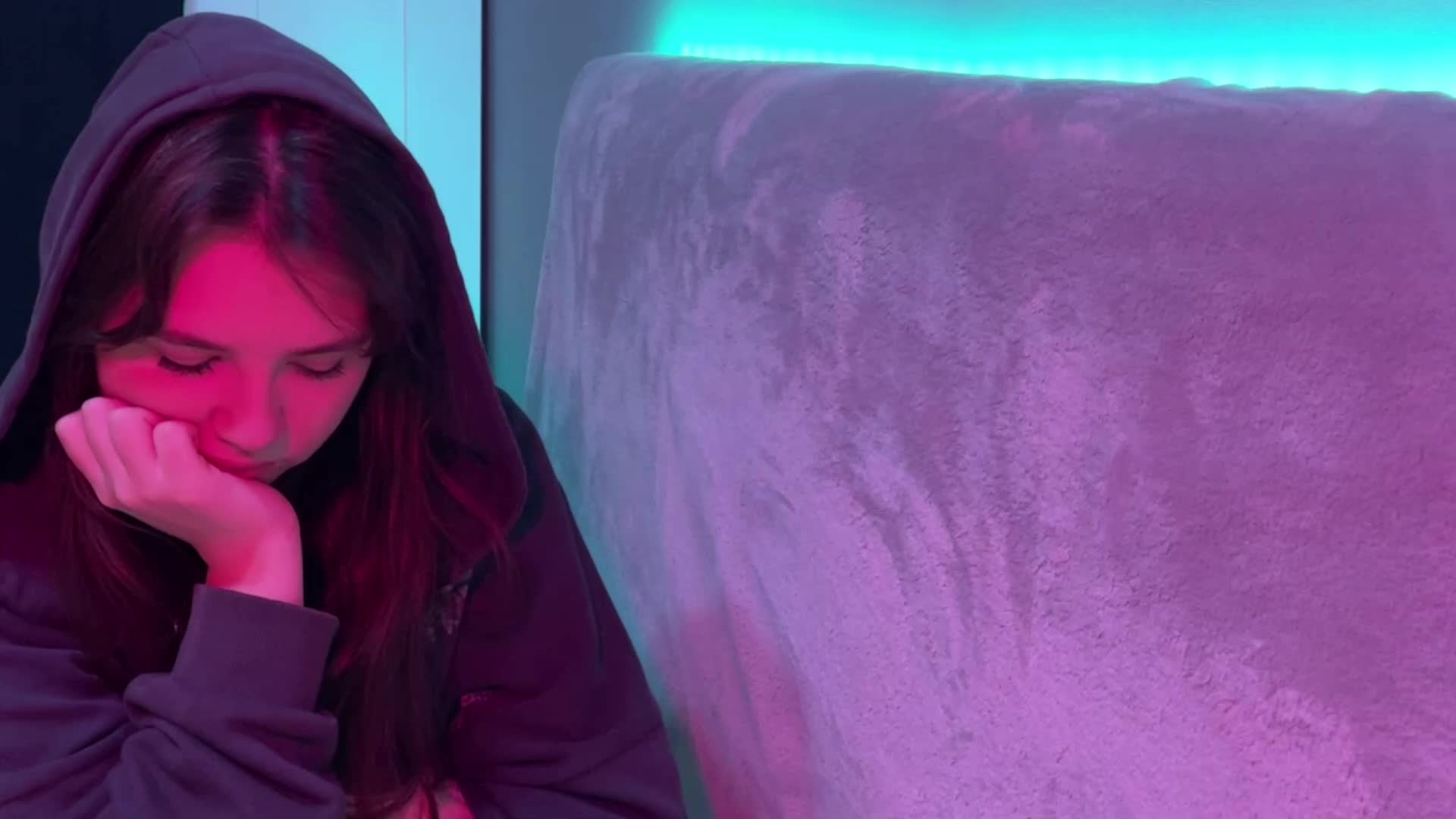 AlisaRichGold Live Sex December 14, 2025