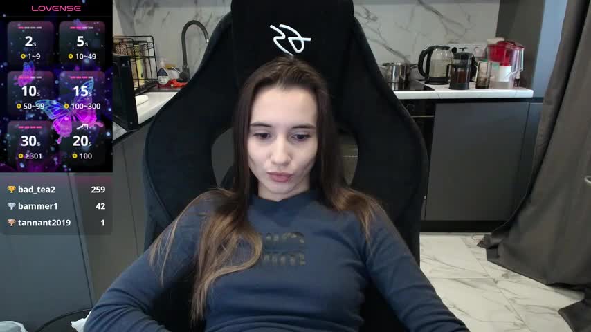 Alice_Weiss Live Sex December 17, 2025