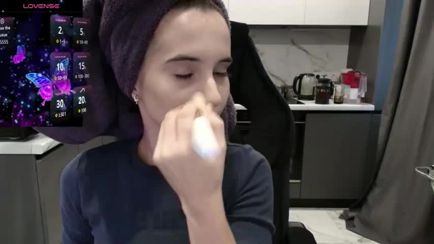 Alice_Weiss Live Sex December 18, 2025