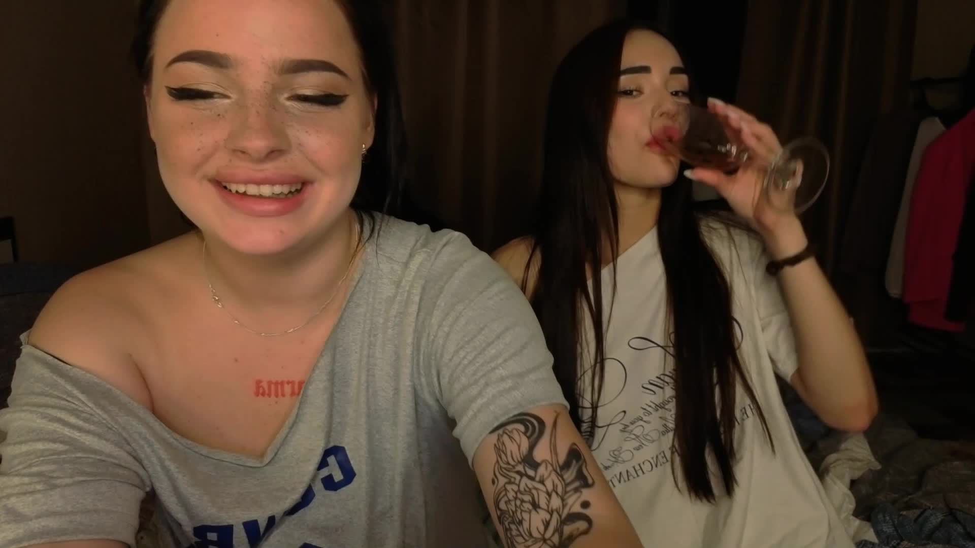 LisaAndDenis Live Sex December 18, 2025