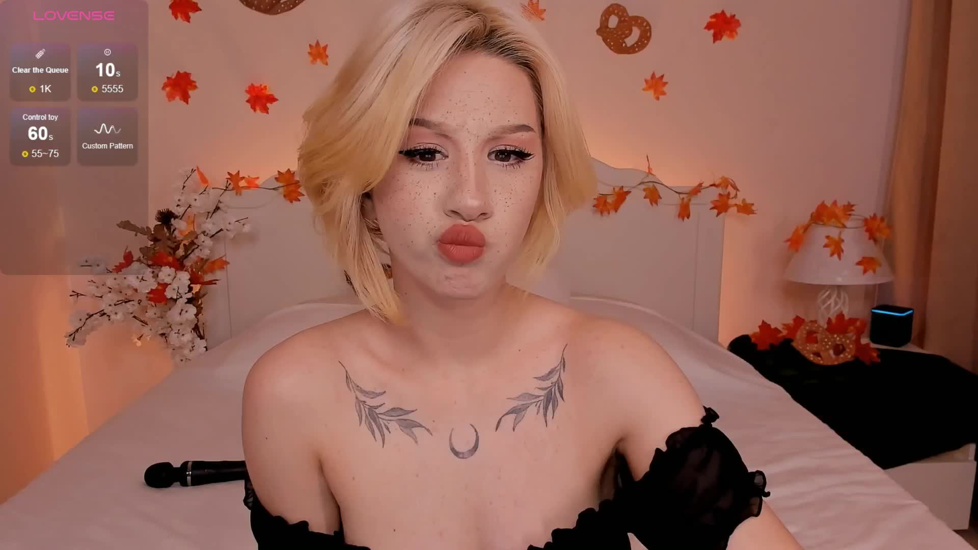 Necucubi Live Sex December 17, 2025