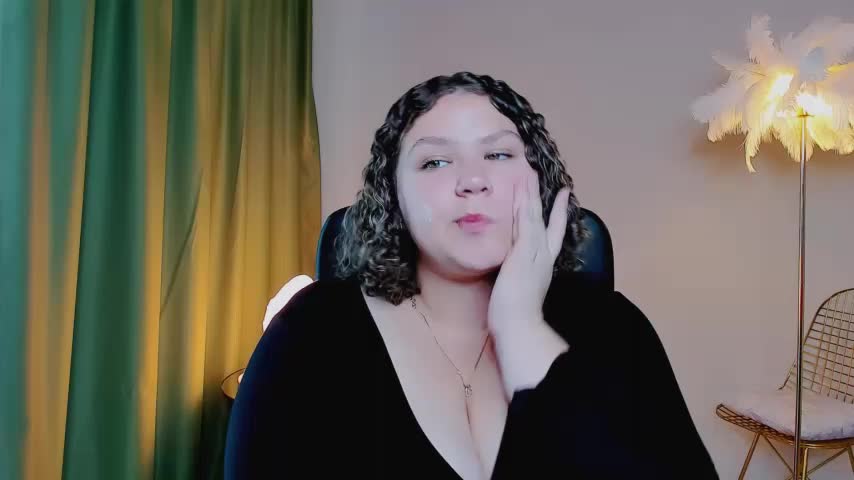 FlorenceAnderson Live Sex December 14, 2025