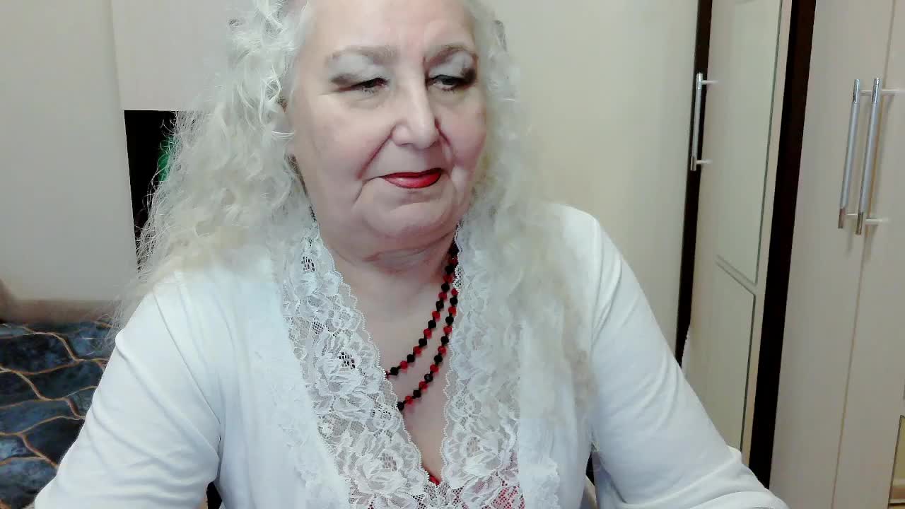 GrannyWants Live Sex December 17, 2025