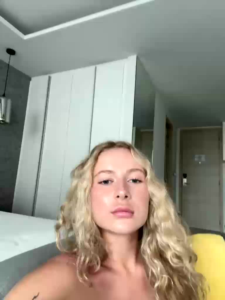 Vivena Live Sex December 12, 2025