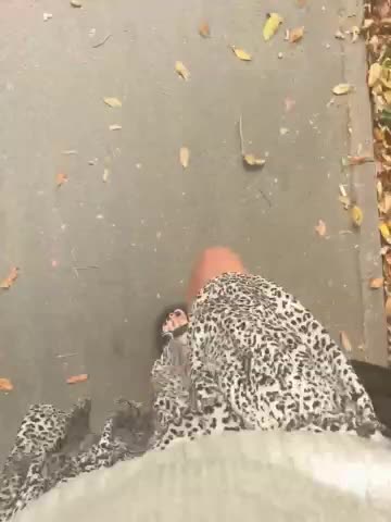 Karolina_Milf Live Sex December 14, 2025