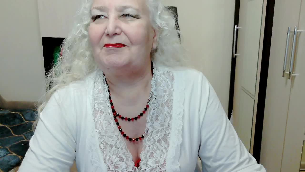 GrannyWants Live Sex December 17, 2025