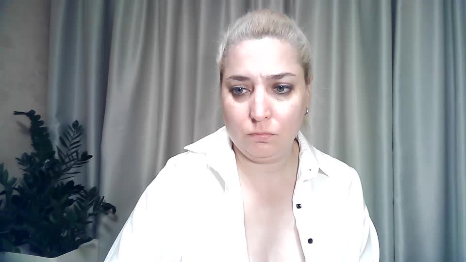 KickaIricka Live Sex December 14, 2025