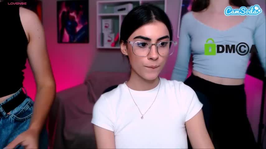 florari Live Sex December 14, 2025