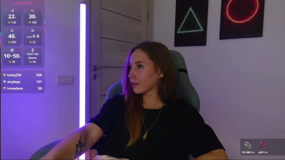 agelina_summer Live Sex December 17, 2025