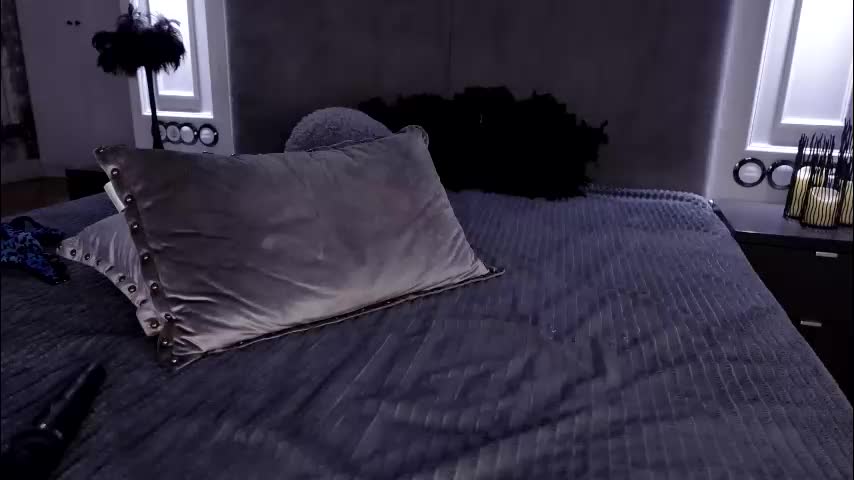 miladenver Live Sex December 12, 2025