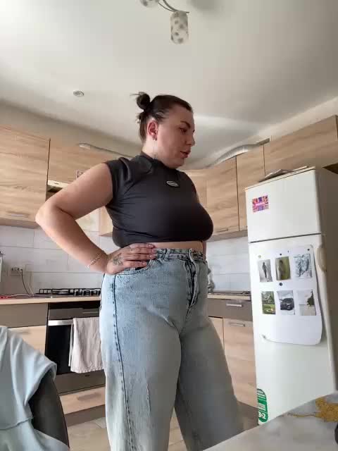 Sonya_ Live Sex December 14, 2025