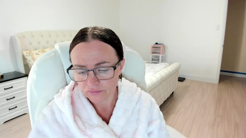 Vika73 Live Sex December 17, 2025