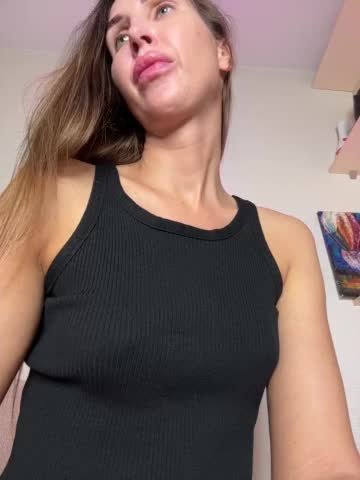 HOT_honey Live Sex December 17, 2025