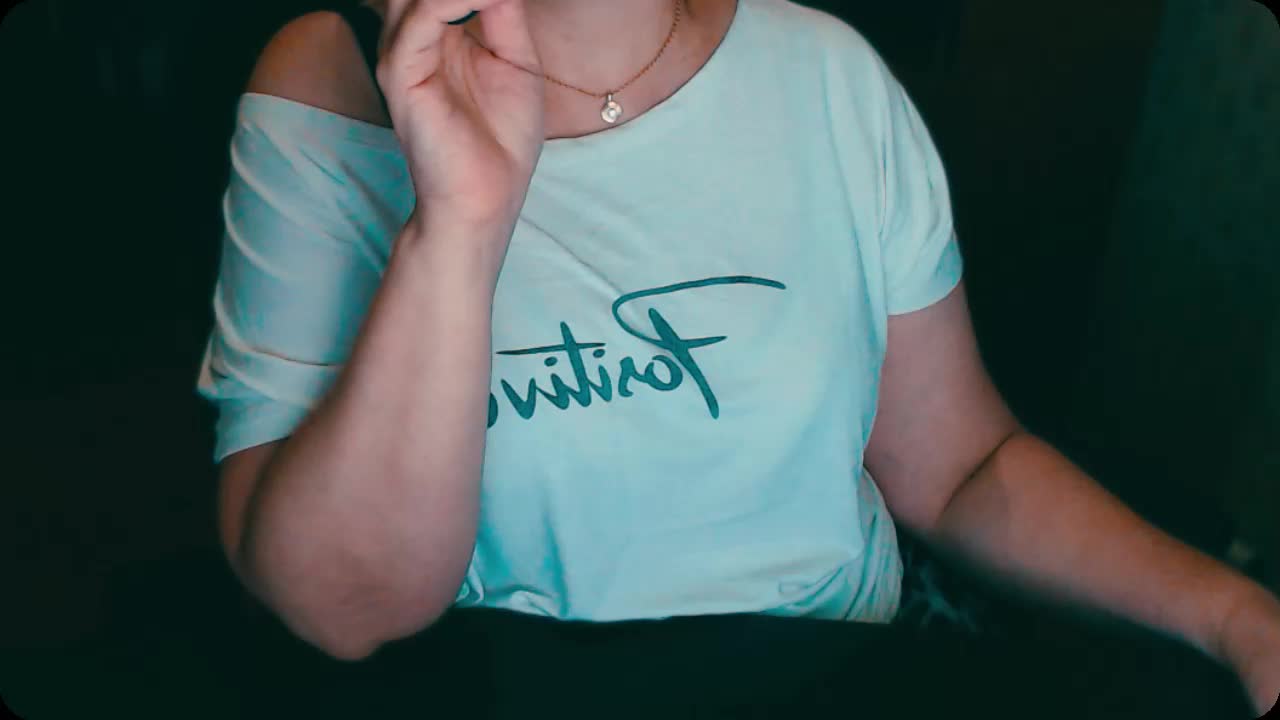 Alisa1917 Live Sex December 17, 2025