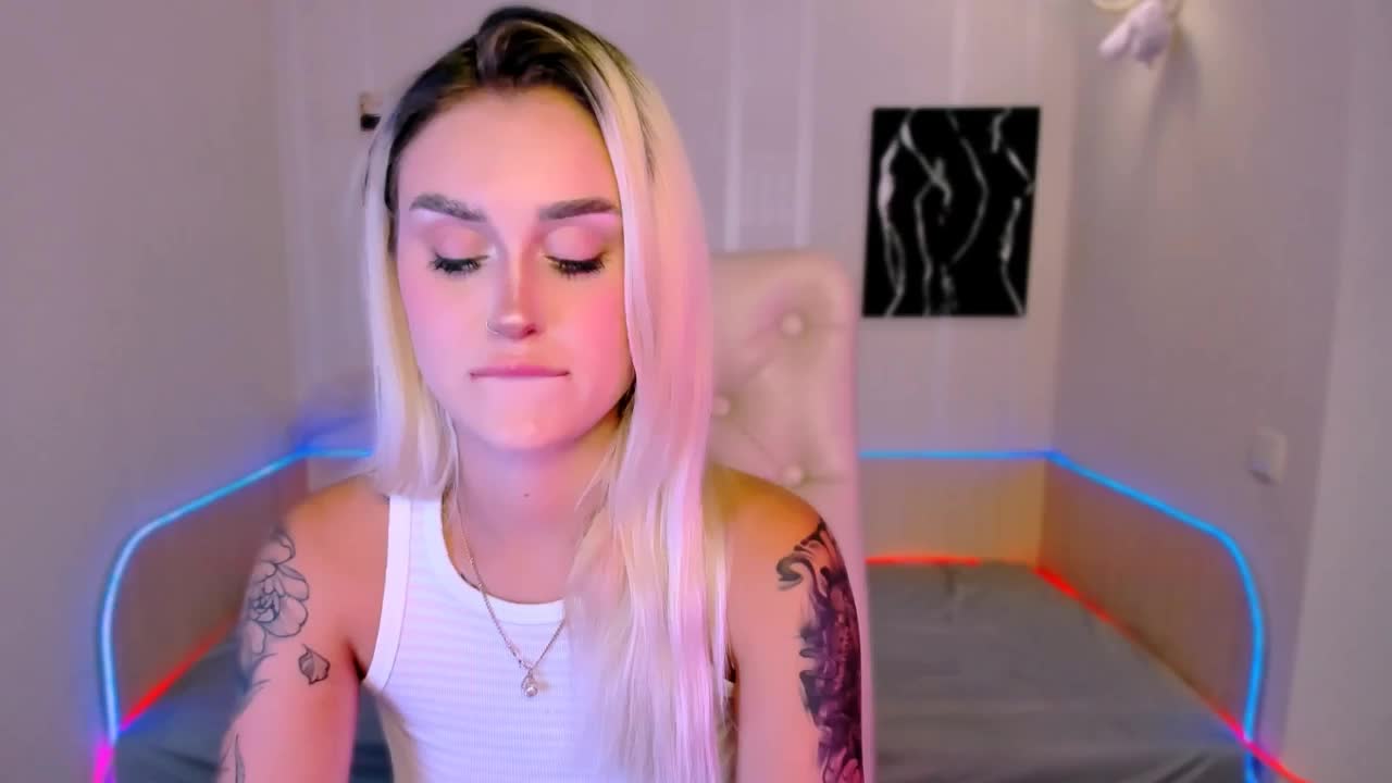 Ravenaaaa Live Sex December 13, 2025