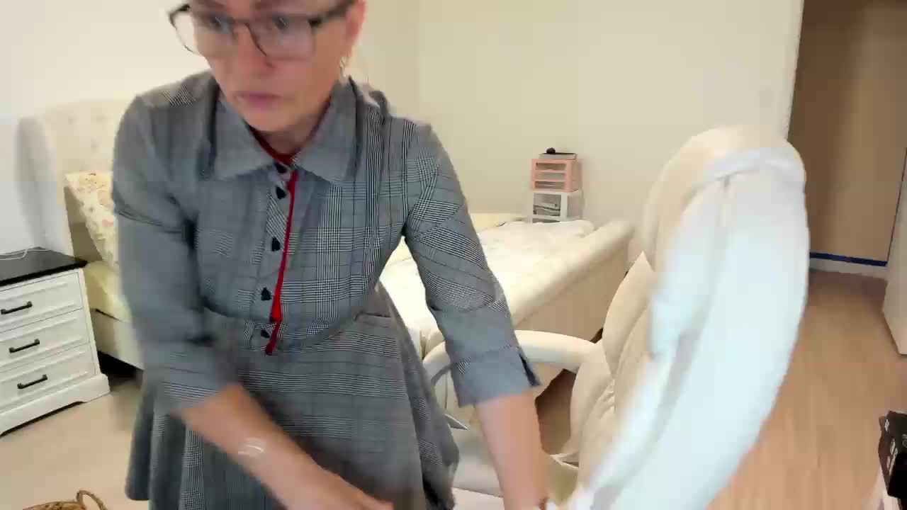 -Michelle- Live Sex December 14, 2025