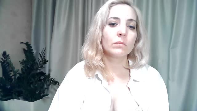 mariska-kiska Live Sex December 14, 2025