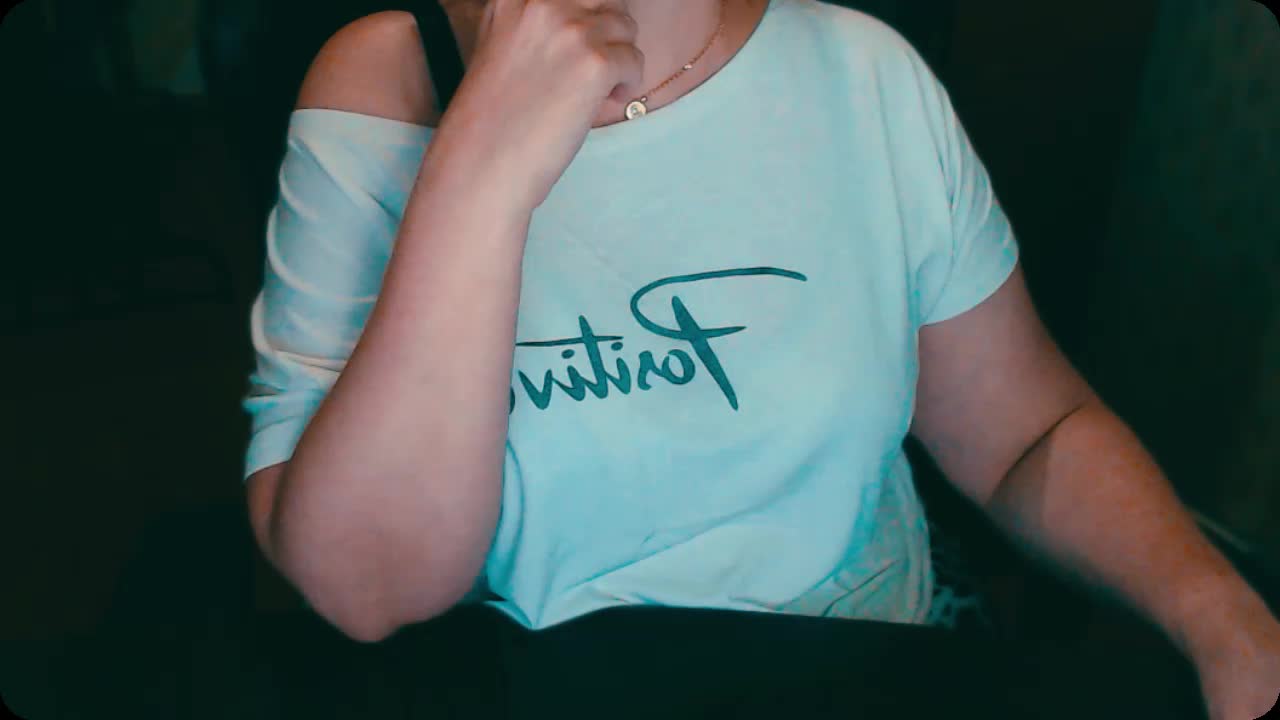 Alisa1917 Live Sex December 17, 2025