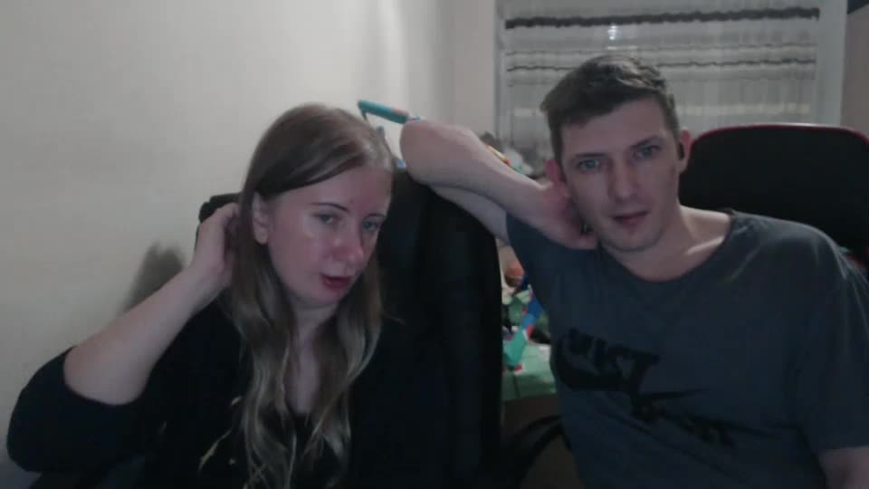 jenisandpeter Live Sex December 20, 2025