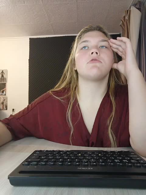 Kakdelaman Live Sex December 13, 2025