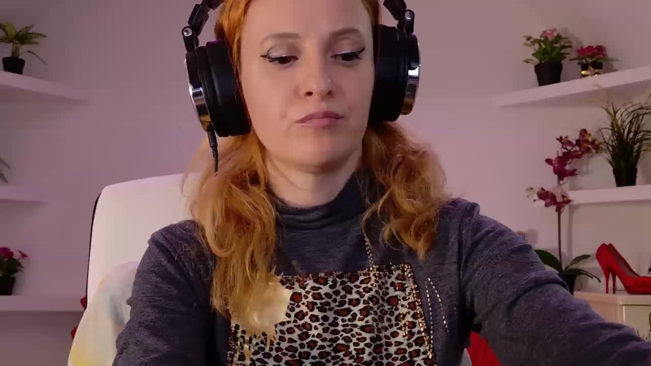 SimaGoldy Live Sex December 17, 2025