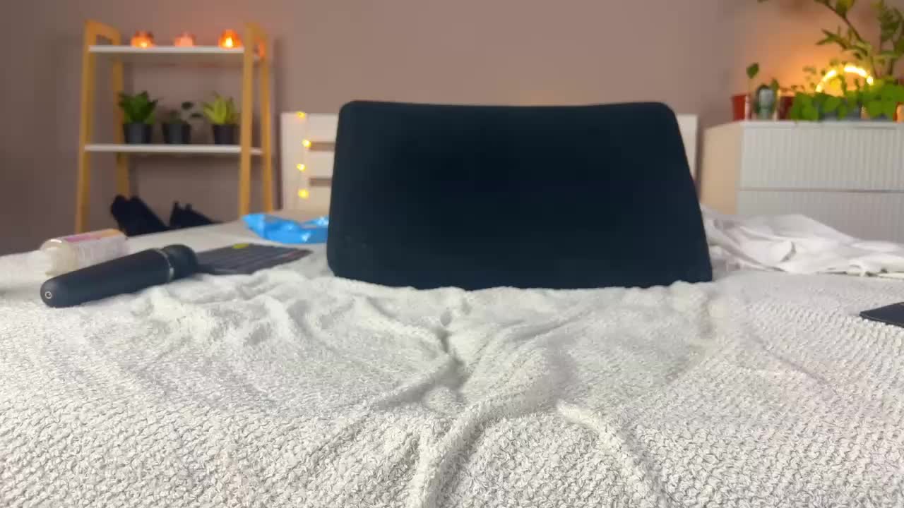 goddesstanya Live Sex December 13, 2025