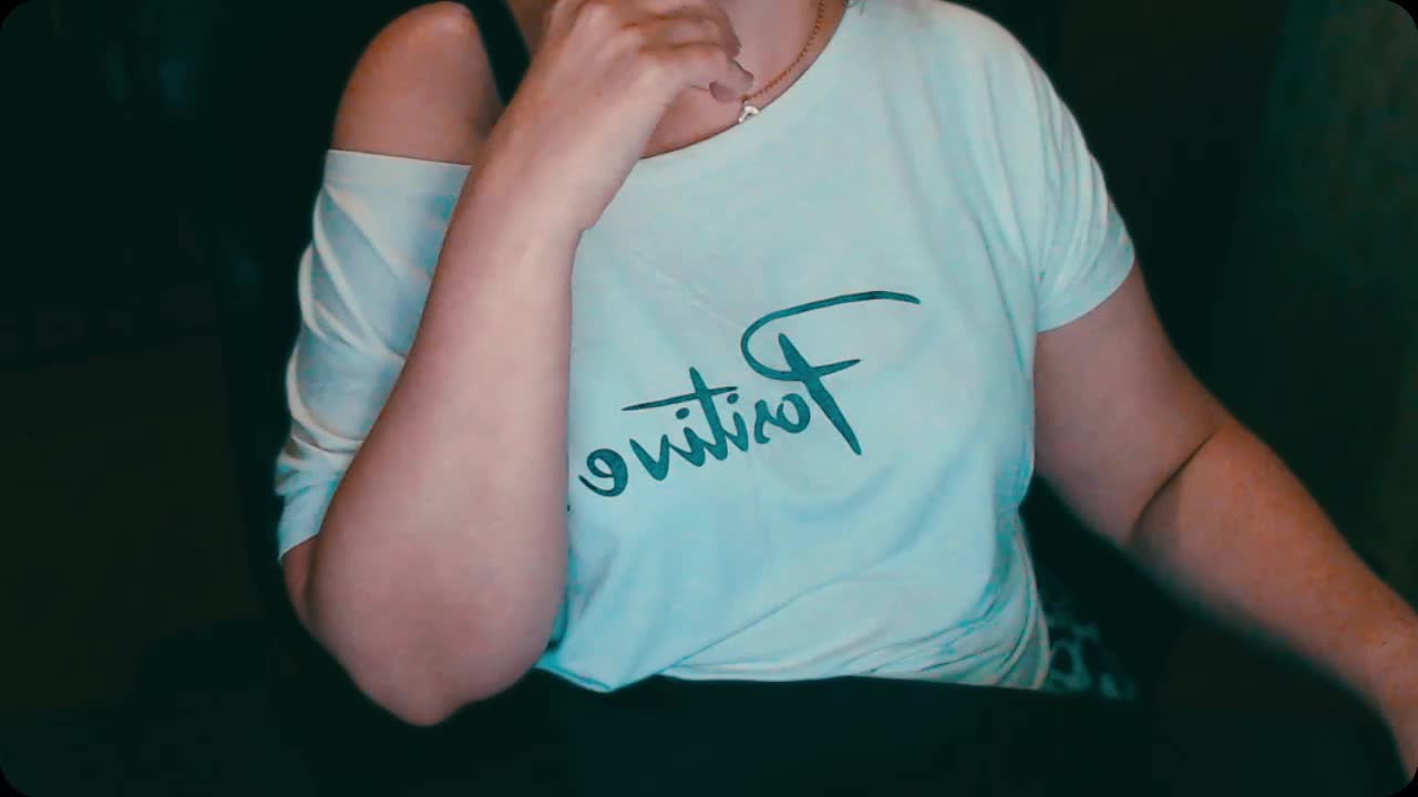 Alisa1917 Live Sex December 17, 2025