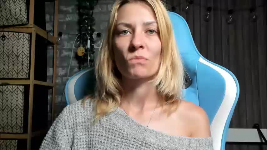 karoline121 Live Sex December 14, 2025