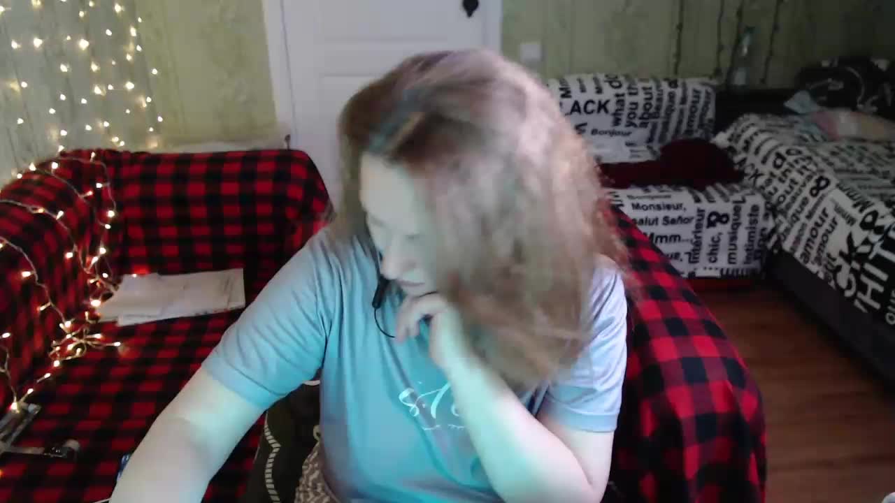 MeganIris Live Sex December 19, 2025