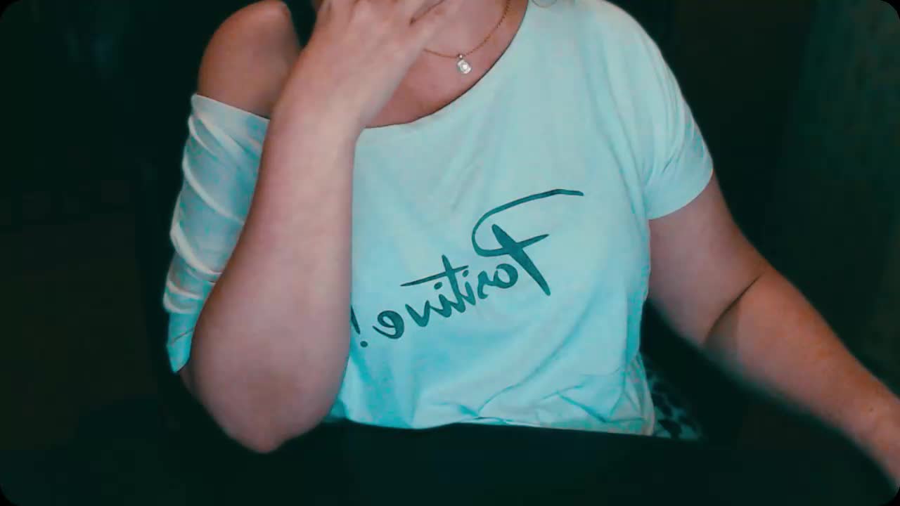 Alisa1917 Live Sex December 17, 2025