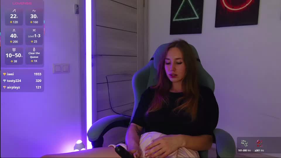 agelina_summer Live Sex December 17, 2025