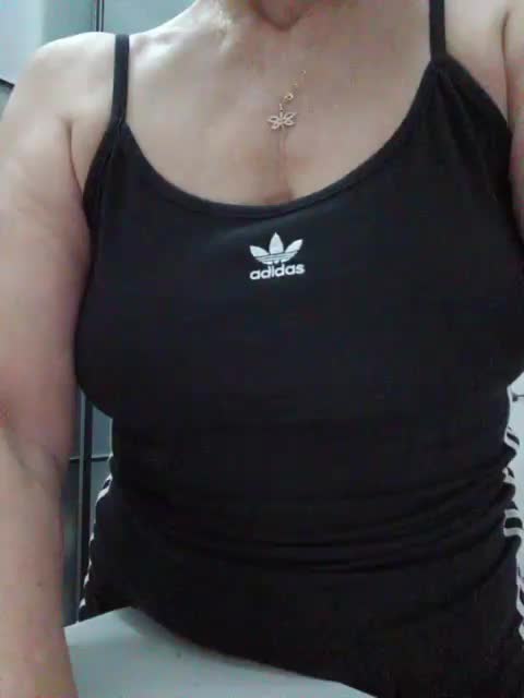 Tata42 Live Sex December 17, 2025