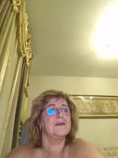 KarinkaSweet Live Sex December 17, 2025