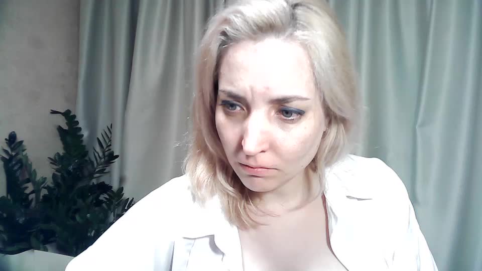 mariska-kiska Live Sex December 14, 2025