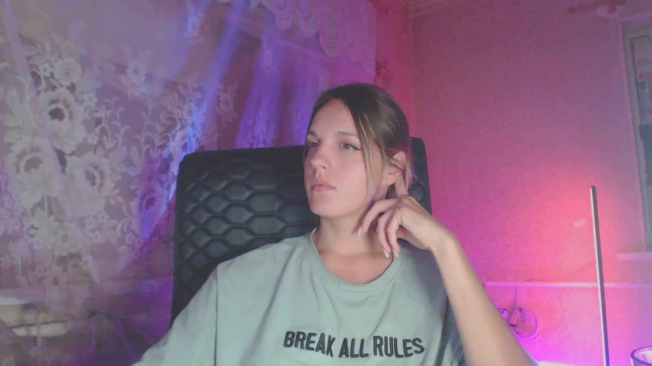 Babymuro4ka Live Sex December 17, 2025