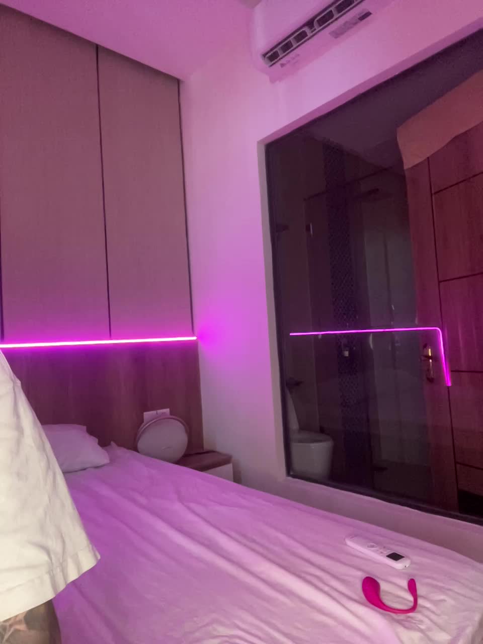 Twins666 Live Sex December 14, 2025