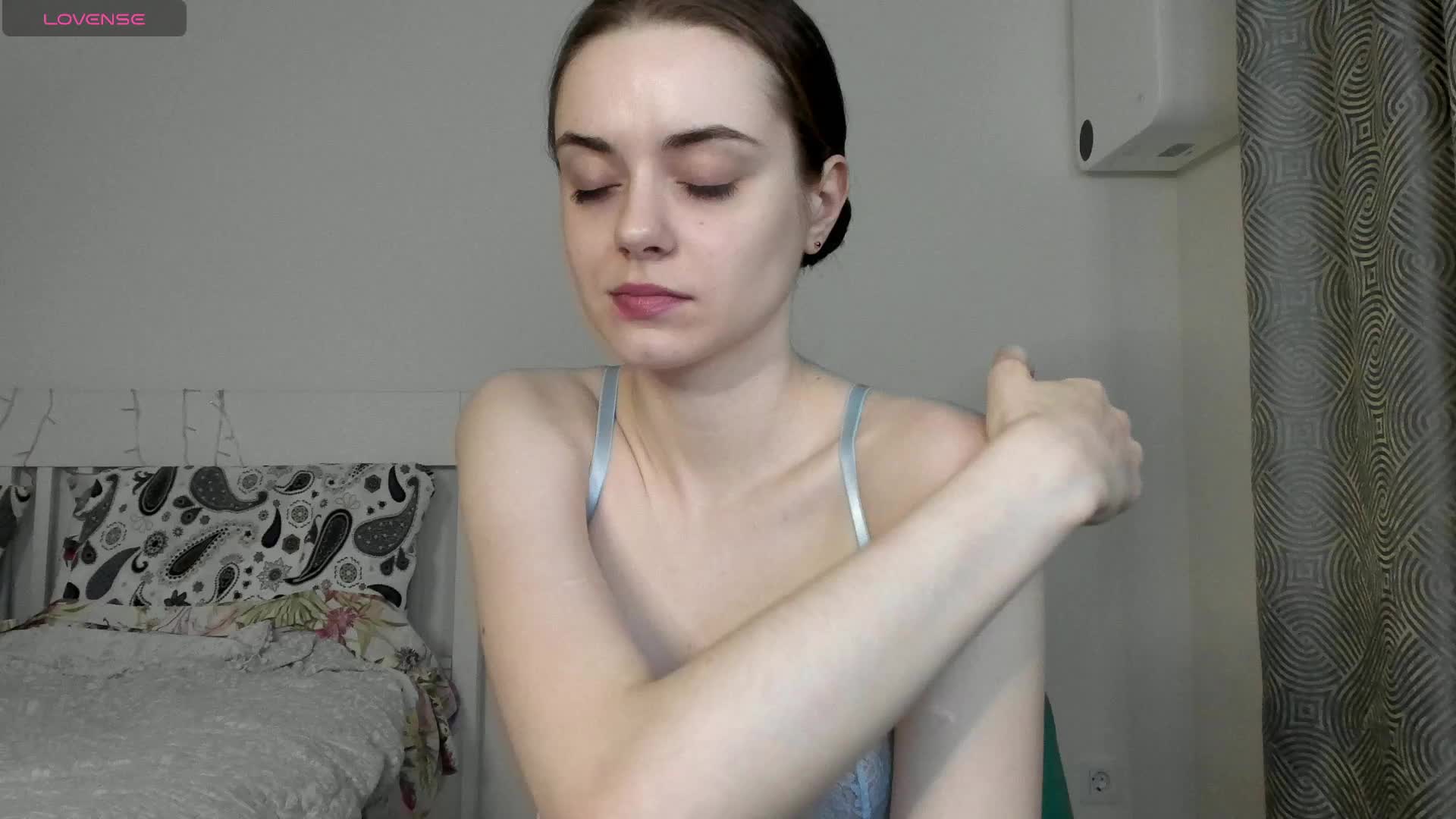 Agnesshy Live Sex December 13, 2025