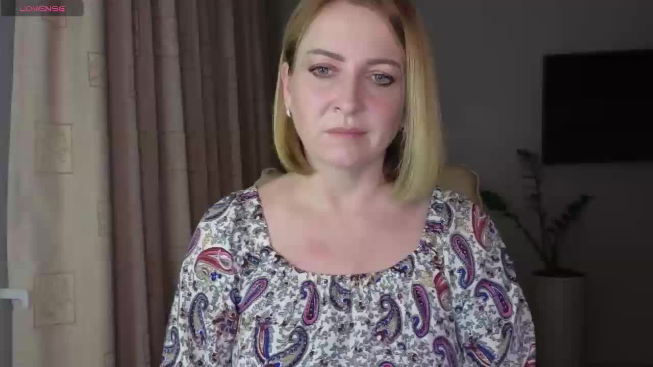 Ev-ge-sha Live Sex December 14, 2025