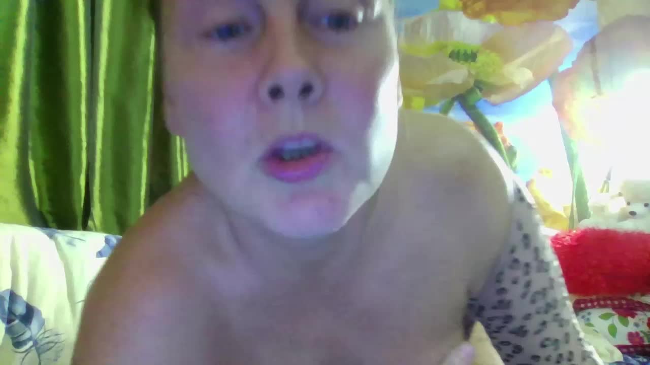 Aktriska Live Sex December 17, 2025