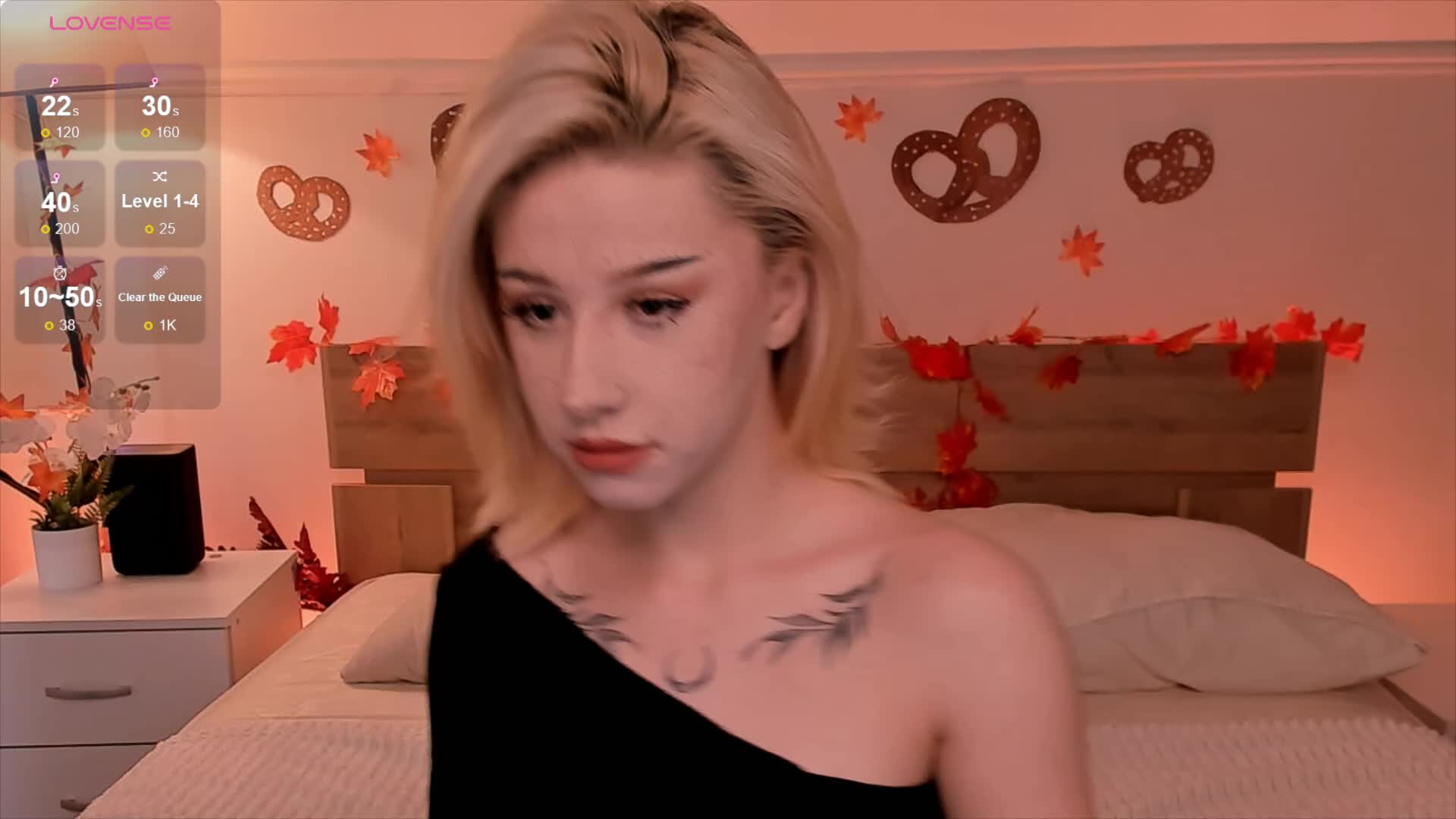 Necucubi Live Sex December 17, 2025