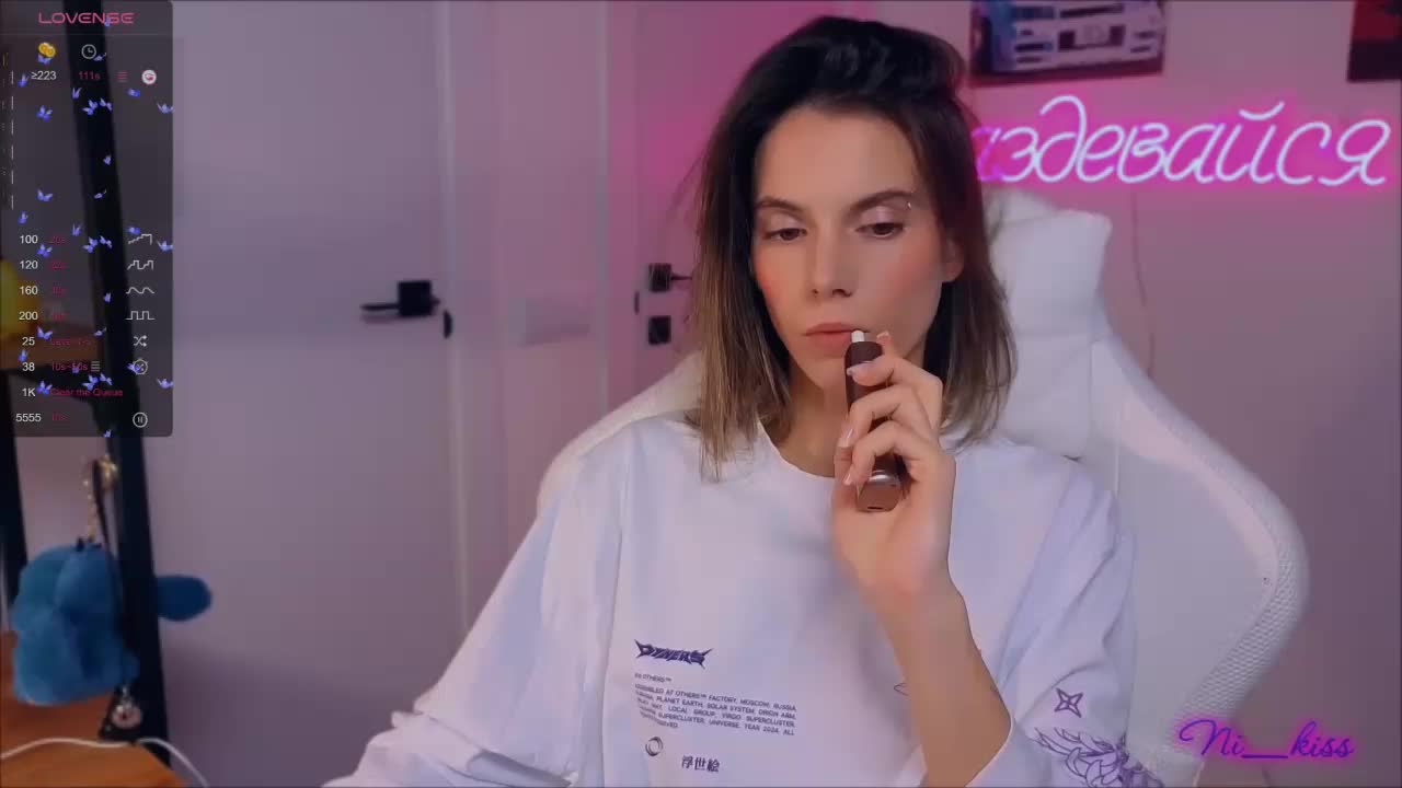 ni_kiss Live Sex December 13, 2025