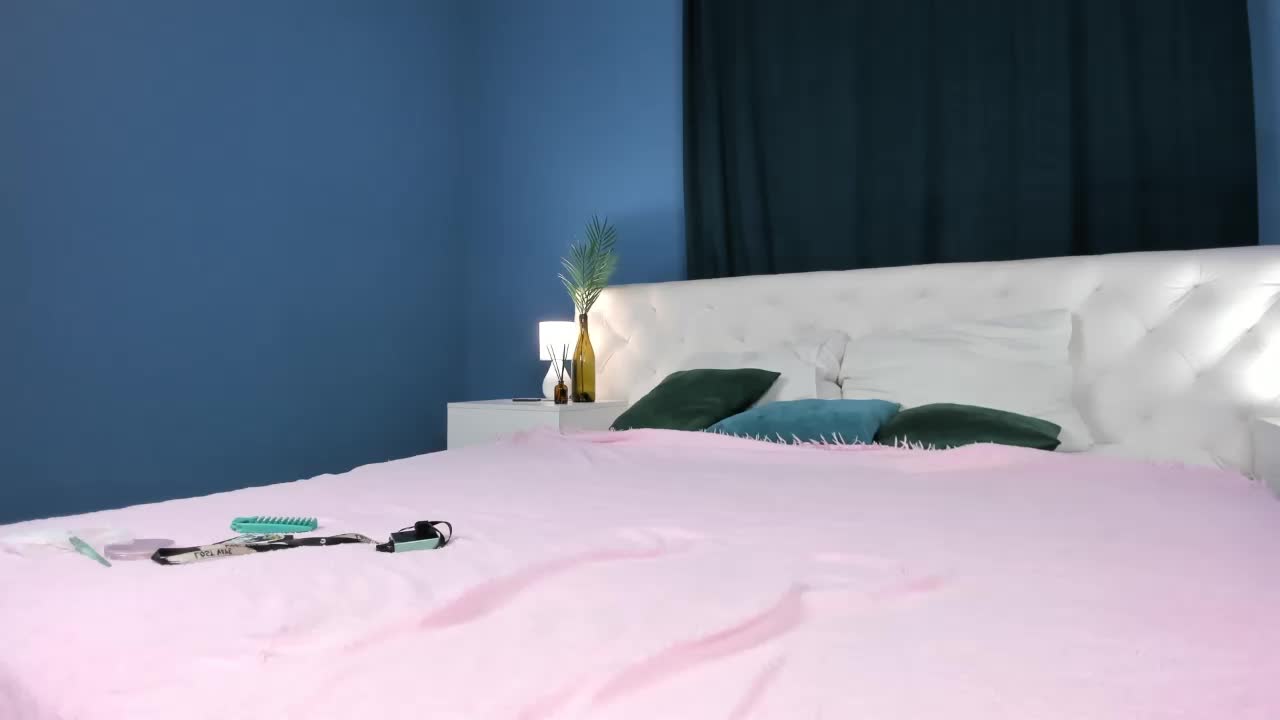 Mary-Xextra Live Sex December 17, 2025